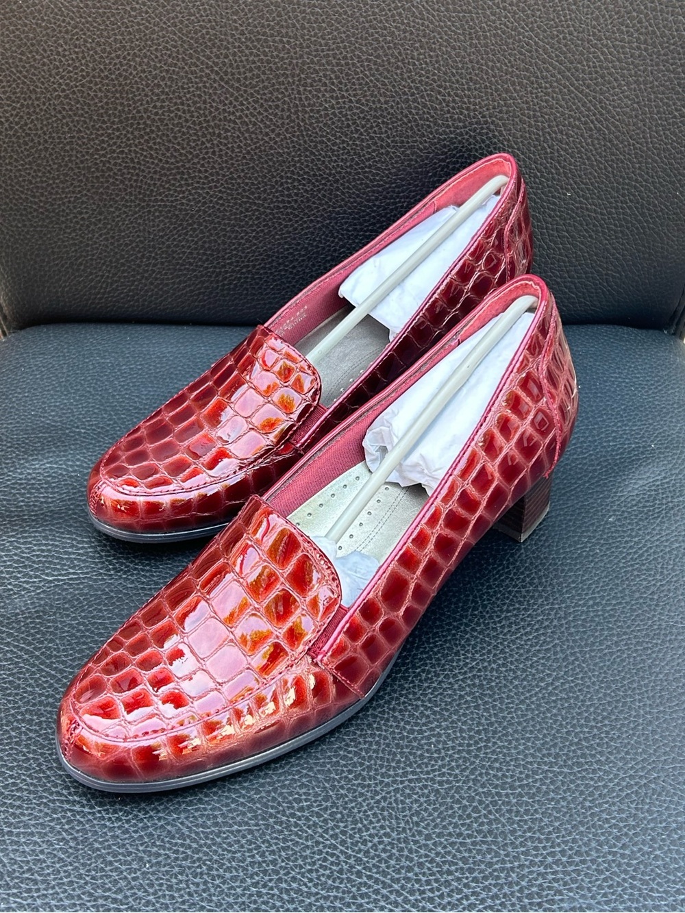 Trotters Pumps